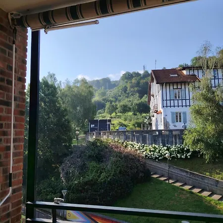 Habitacion Doble Deluxe En Piso Compartido En *