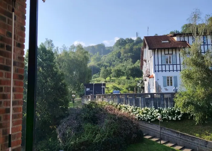 Habitacion Doble Deluxe En Piso Compartido En *