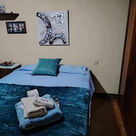 Habitacion Doble Deluxe En Piso Compartido En *