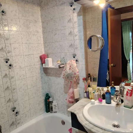 Habitacion Doble Deluxe En Piso Compartido En Homestay *